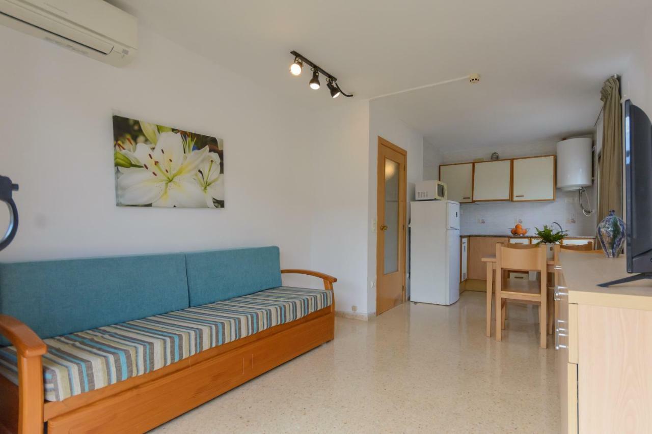 Sant Jordi Zeus Basic Apartment Salou Exterior foto