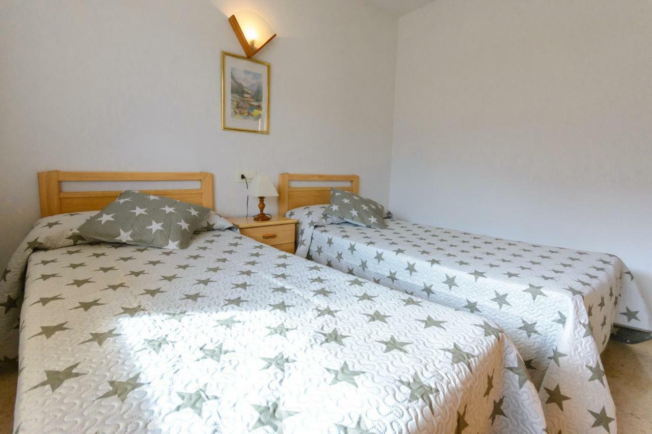 Sant Jordi Zeus Basic Apartment Salou Exterior foto